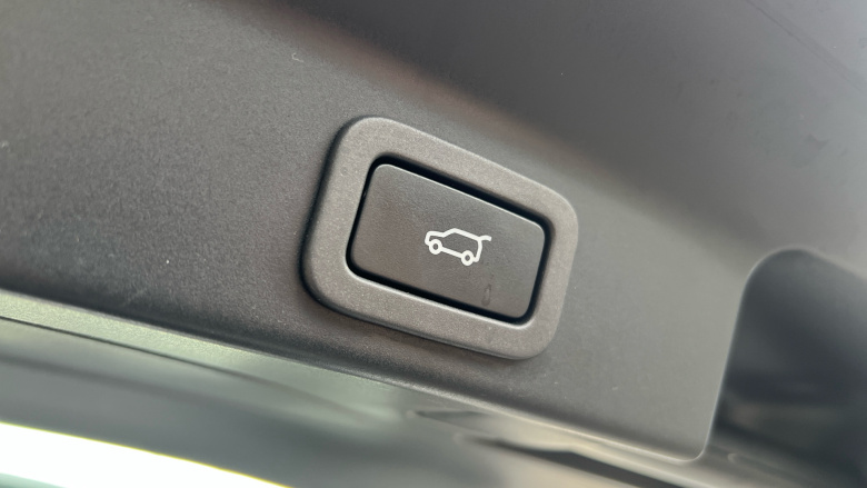 Jaguar F-Pace 2.0d R-Sport 5dr Auto AWD Diesel Estate